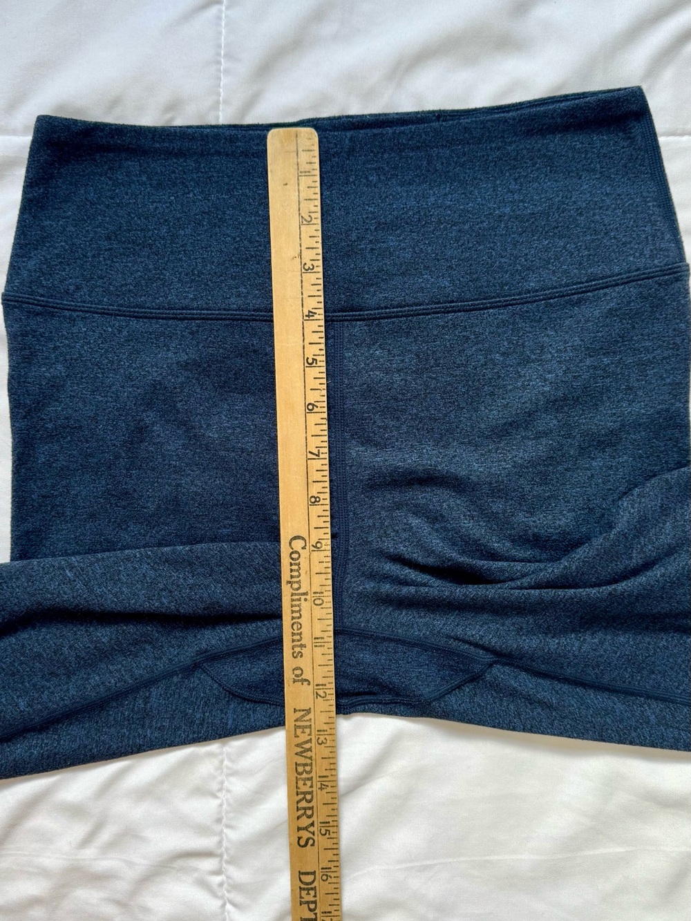 Spiritual Gangster Navy Leggings with Pink and Light Blue Stripe Detail - Picture 4 of 9